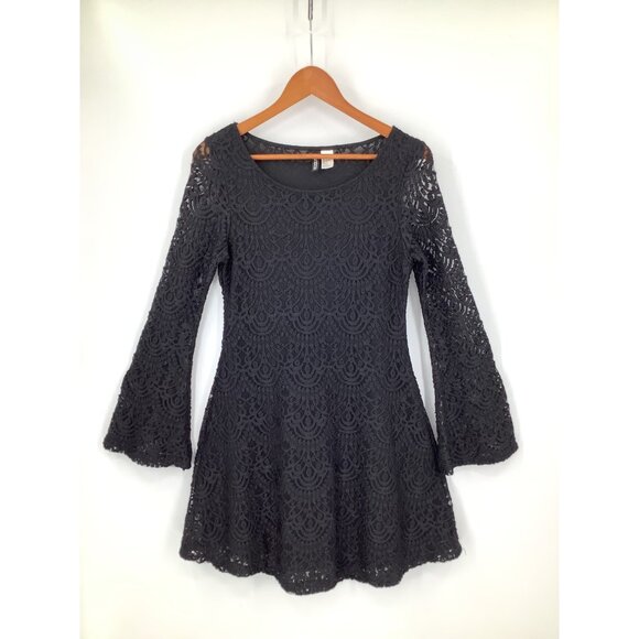 HM Divided Dresses & Skirts - H&M Divided Women's Black 10 Lace Overlay Bell Sleeve Mini Dress